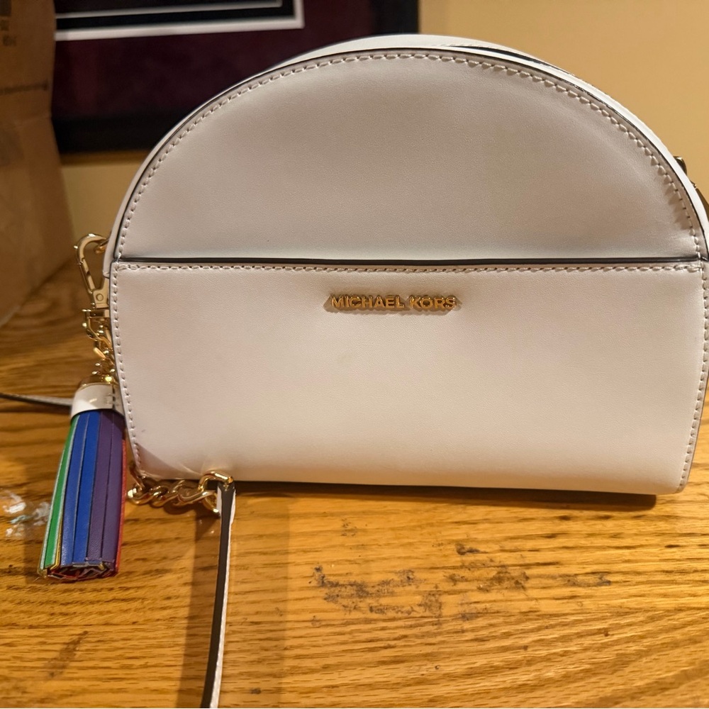 Micheal Kors rainbow cross body purse - Picture 2 of 4